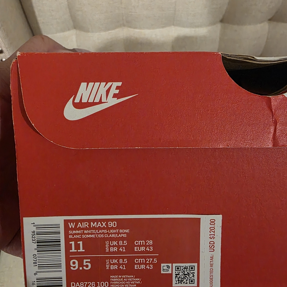 Nike Air Max 90 Multicolor Sneakers - Picture 7 of 8